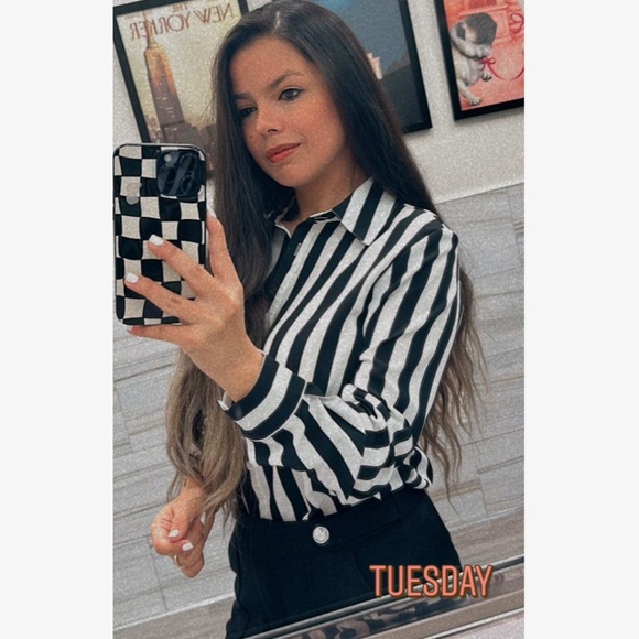 Vertical Stripes Black and White Collar Shirt Button Down - Picture 16 of 16